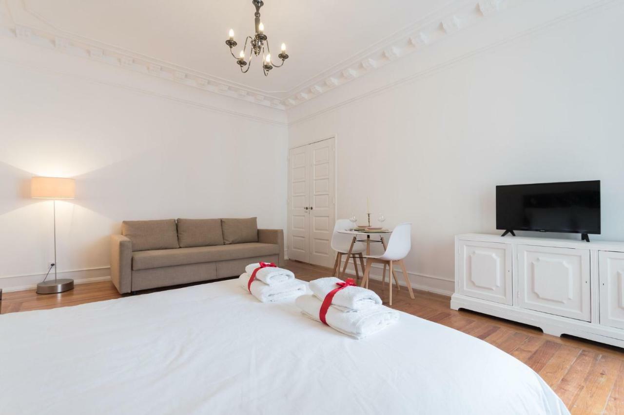 6 Clouds Apartment Лиссабон Экстерьер фото